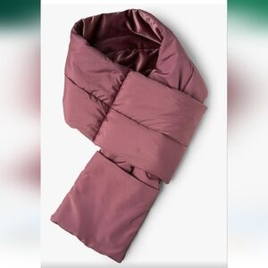 Britt's Knits Packable Puffer Scarf NWOT